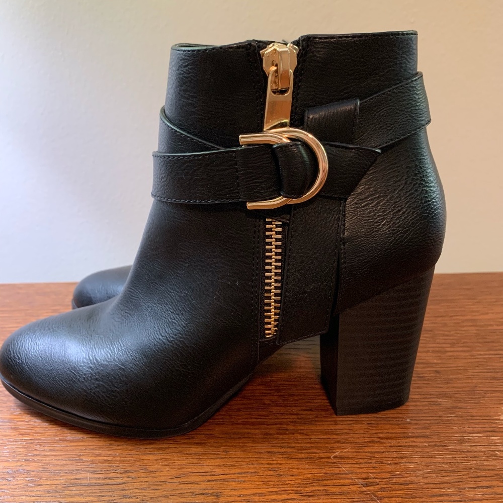 NEW! Apt. 9 Black Ankle Boots Size 8 High Heel